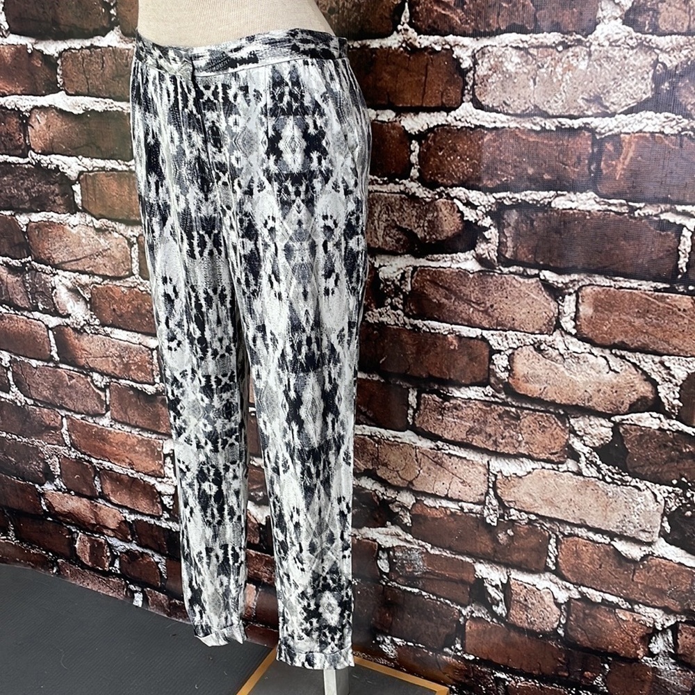 Paige Pants Silver Black Printed Silky Satin Pockets Size Small - Picture 4 of 14